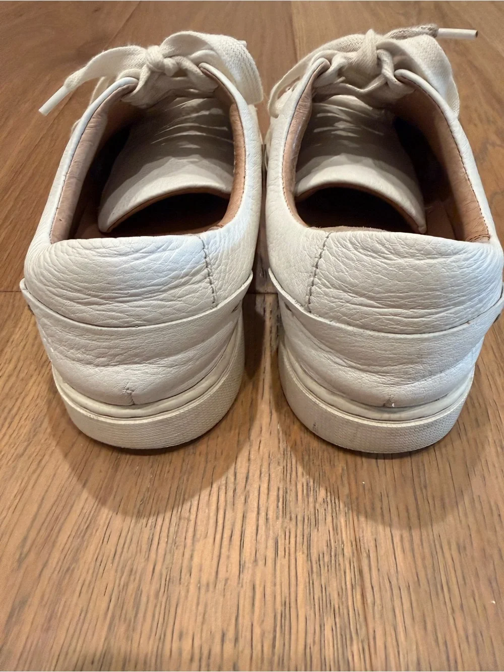 Women’s Frye Ivy low lace white sneakers sz 8